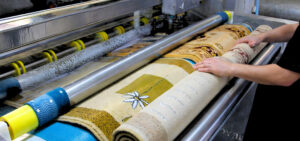 Antalya Yerinde Halı Yıkama Tercih Edilmeli mi?